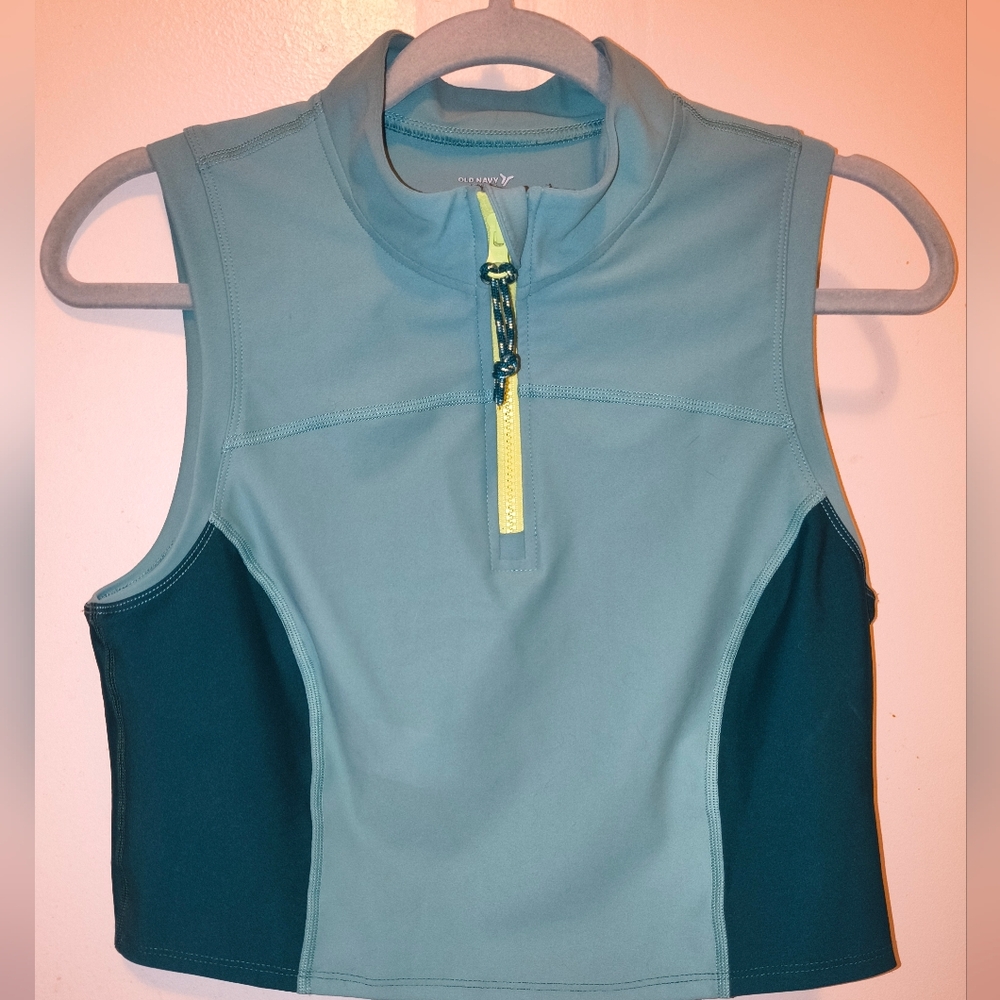 Old Navy Women's Sleeveless Top - Blue and Yellow